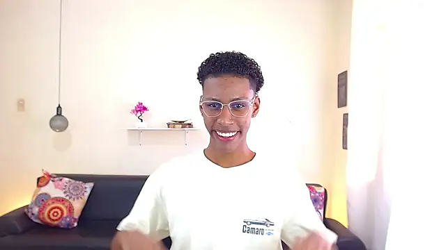 maiki18  online show from 02.26.25