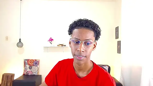 maiki18  online show from 03.17.25