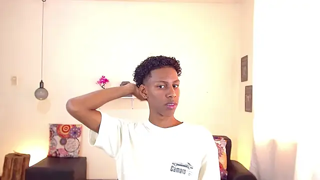 maiki18  online show from 03.18.25