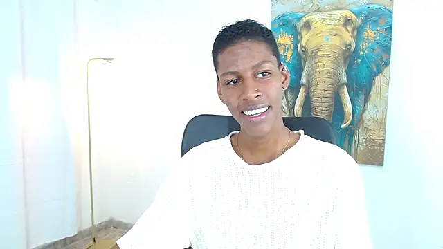 maiki18  online show from 09.30.25