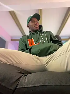 JamesParck online show from 01.08.25