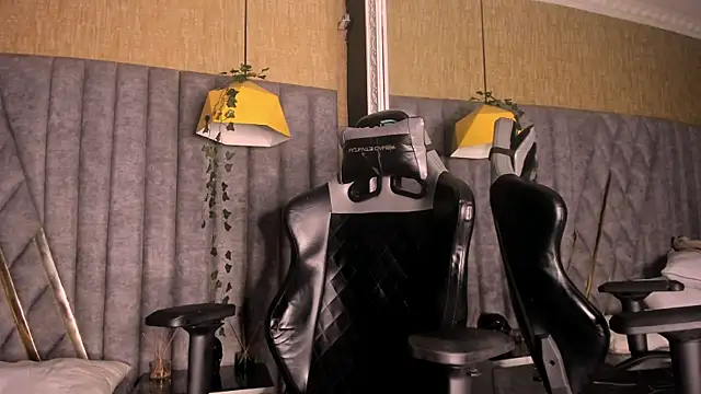 JamesParck online show from 04.13.26