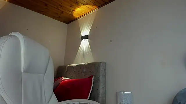 brandy sweet  online show from 03.19.25