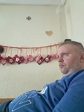 ShyBoy1982 online show from 02.17.25