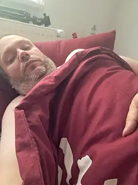 ShyBoy1982 online show from 10.13.25