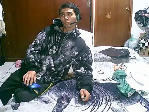 Snapshot of jperezofficial1 chatting on 10.09.25 jperezofficial1 online show from 10.09.25