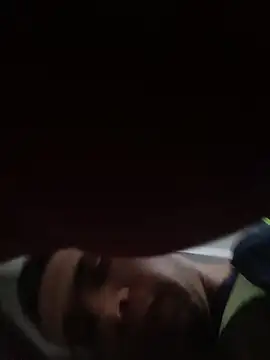 Snapshot of jperezofficial1 chatting on 11.20.25 jperezofficial1 online show from 11.20.25