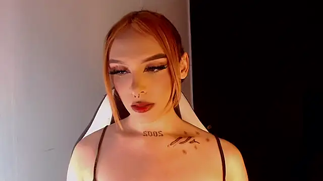 AdharaaMoon online show from 02.22.25