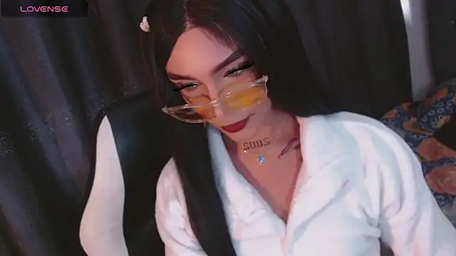 AdharaaMoon online show from 11.04.25