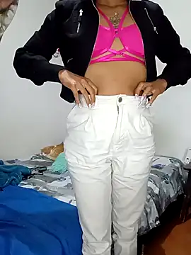 Leslly  online show from 01.05.25