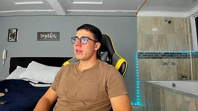 owengray2n online show from 01.17.25