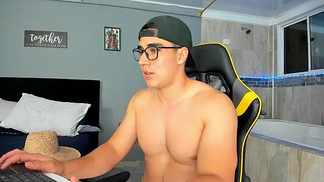 owengray2n online show from 01.20.25