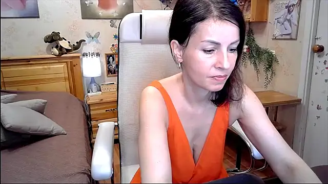 Kendra Mom online show from 05.18.26