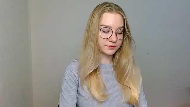 cindi hot online show from 12.19.25