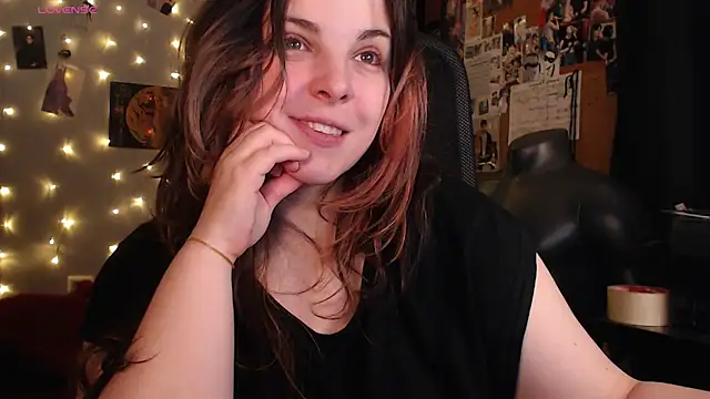 Saya sweet online show from 10.15.25