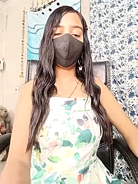 Parinaaz18 online show from 04.04.26