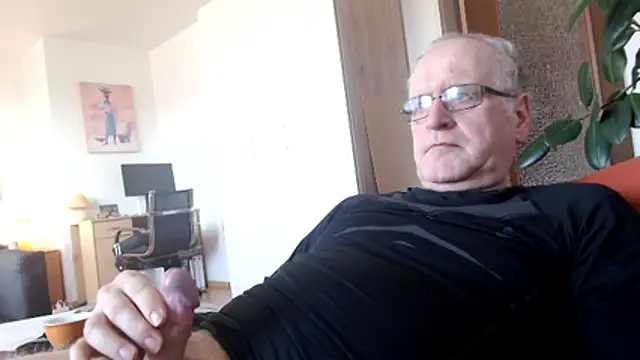 Milkasahne64 online show from 03.21.26