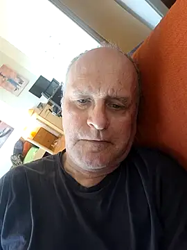 Milkasahne64 online show from 04.24.26