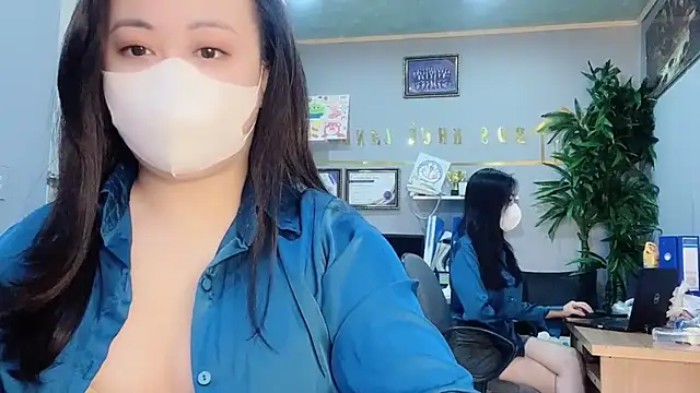 Bamboo Swetie online show from 12.20.24