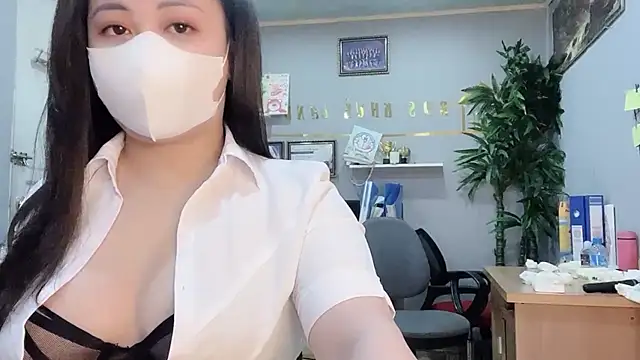 Bamboo Swetie online show from 01.24.25