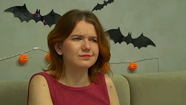 LessySmith online show from 11.02.25