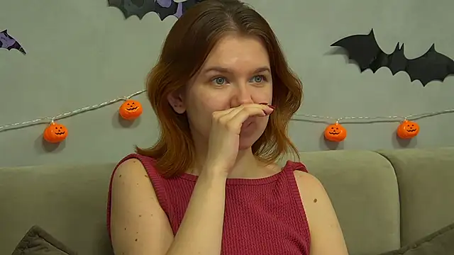 LessySmith online show from 11.03.25