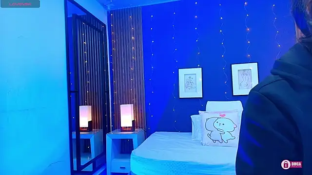 Snapshot of alina_martinelli chatting on 10.11.25 alina martinelli online show from 10.11.25