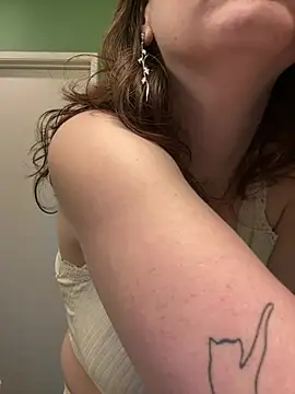 Snapshot of pennybaby133 chatting on 02.04.25 pennybaby133 online show from 02.04.25