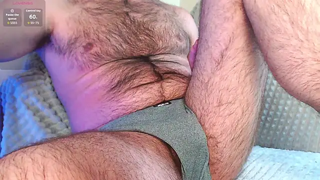 Deckard Webb1  online show from 09.25.25