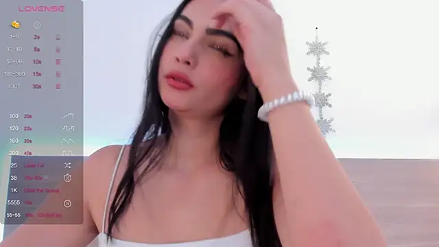 kareena basu online show from 12.18.25