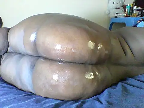 Gorgeous ass20 online show from 05.17.26