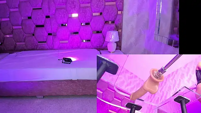 Trianna   online show from 11.14.25