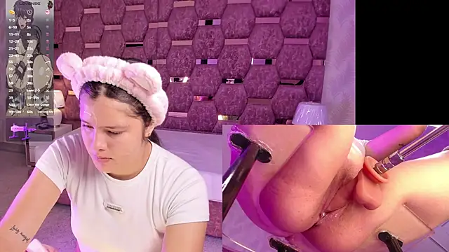 Trianna   online show from 11.20.25