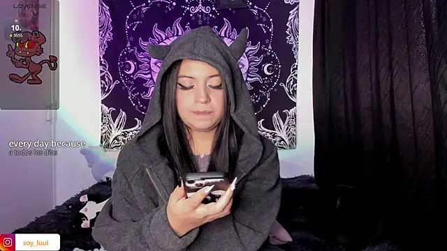 soy lui  online show from 02.17.25