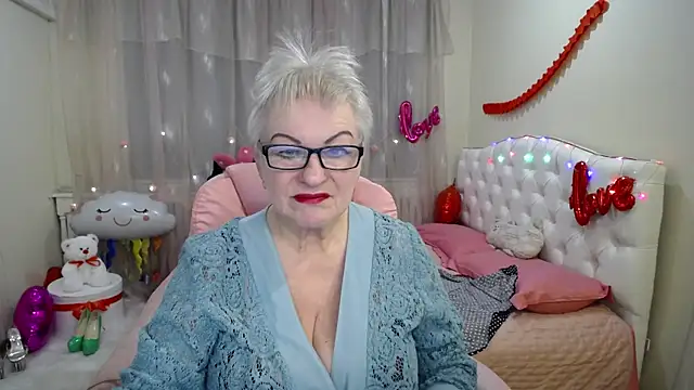 KayleSmoll online show from 02.23.25