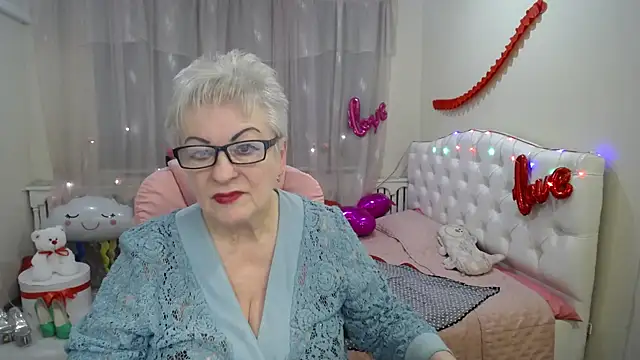 KayleSmoll online show from 03.13.25