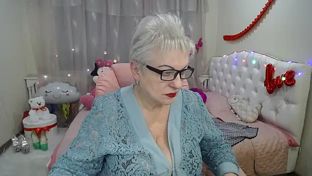 KayleSmoll online show from 03.15.25