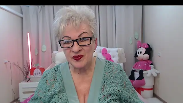 KayleSmoll online show from 04.14.26