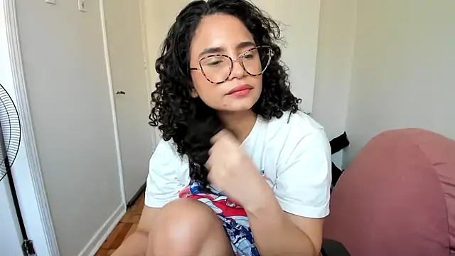 cinnamon rosa online show from 02.10.25