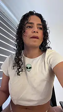 cinnamon rosa online show from 01.12.26