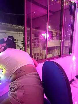 Sofythom1 online show from 12.05.24