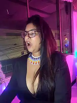 Sofythom1 online show from 12.08.24