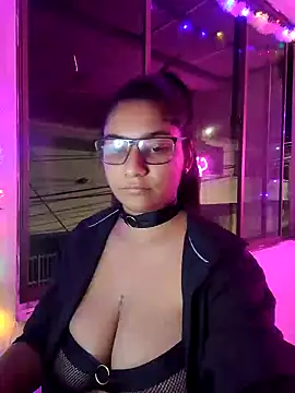 Sofythom1 online show from 02.12.25