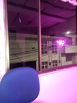 Sofythom1 online show from 02.13.25