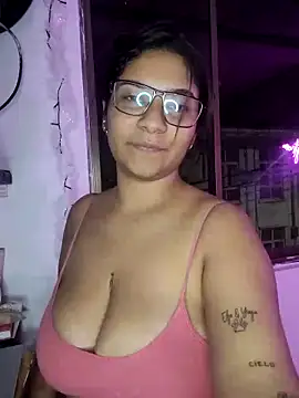 Sofythom1 online show from 02.19.25