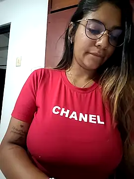 Sofythom1 online show from 04.30.26