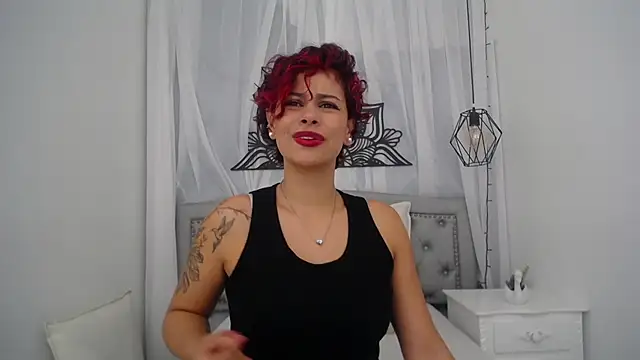 MarianaSanz online show from 02.02.25