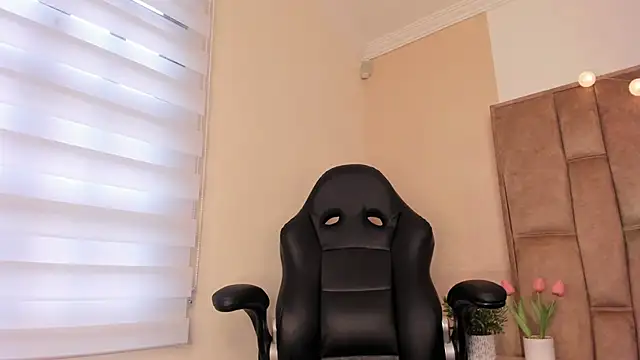 Esteff  o2 online show from 03.07.25