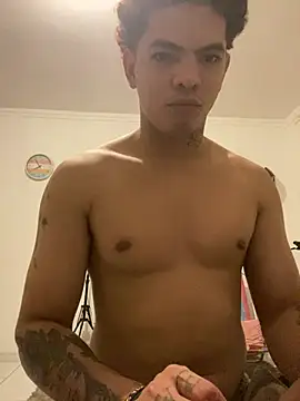 Snapshot of RDbruto chatting on 02.08.25 RDbruto online show from 02.08.25