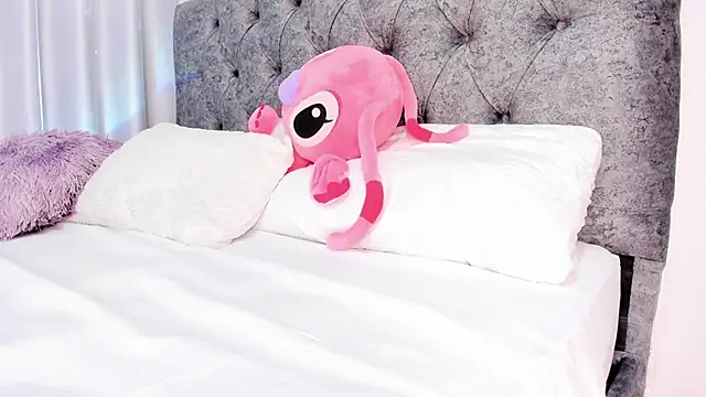 abbyfoxx  online show from 02.12.25